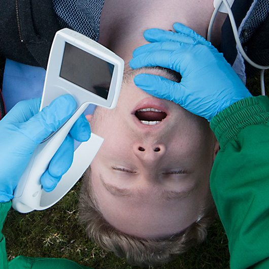 Vidéo-Laryngoscopie Universelle (VLU)