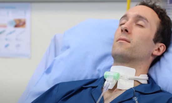 Hydro-Trach™ T ECH pour patients trachéotomisés