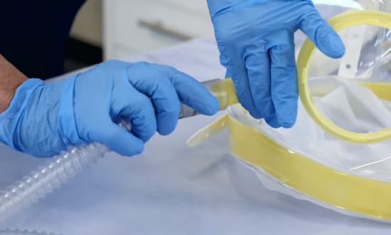 Mise en place du kit VNI et CPAP avec heaume CaStar R et VentuPlus